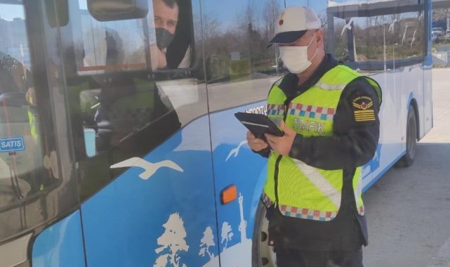 Jandarmadan toplu taşıma araçlarına denetim