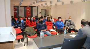 Kabakcı TOHM sporcuları ile buluştu