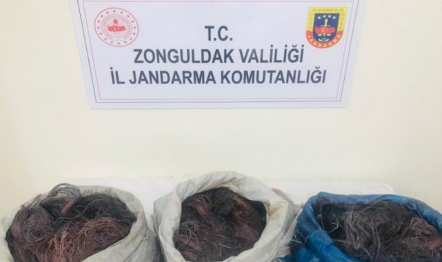 Kablo hırsızları jandarmaya yakalandı