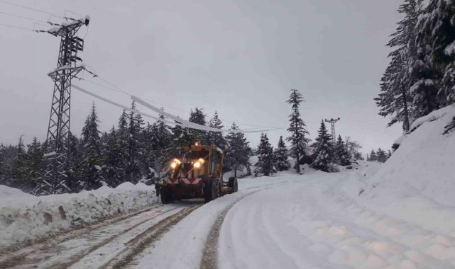 Kahramanmaraş&#039;ta karla mücadele