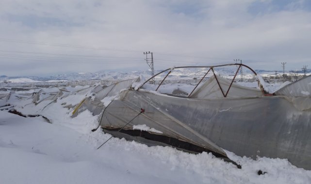 Kahramanmaraş&#039;ta seralar karda zarar gördü