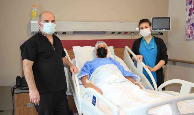 Kalp ve Damar Cerrahisi Uzmanı Op. Dr. Şenol: "Türkiye'nin ve dünyanın dört bir yanından hastalarımız var"