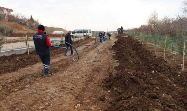 Kanal boyu ikinci etap park çalışmaları hızlandı