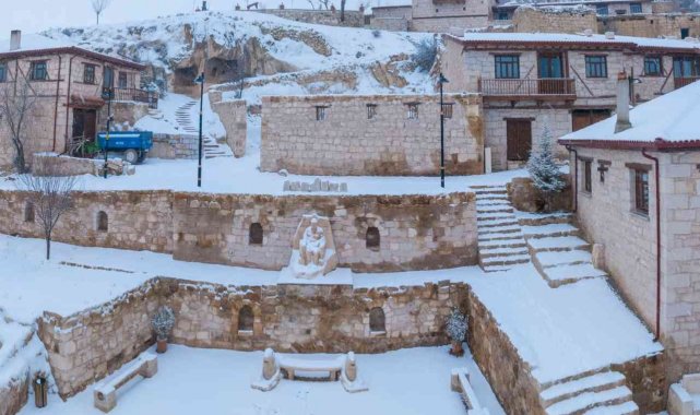 Kar altındaki Frig Vadisi usta gözlerin objektiflerinden görüntülendi