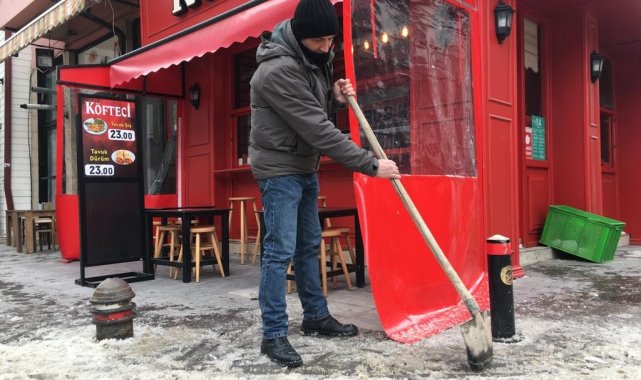 Kar bitti esnafa buzu kaldı