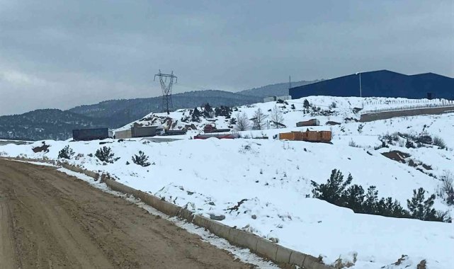 Kar değil çamurlu yol isyanı
