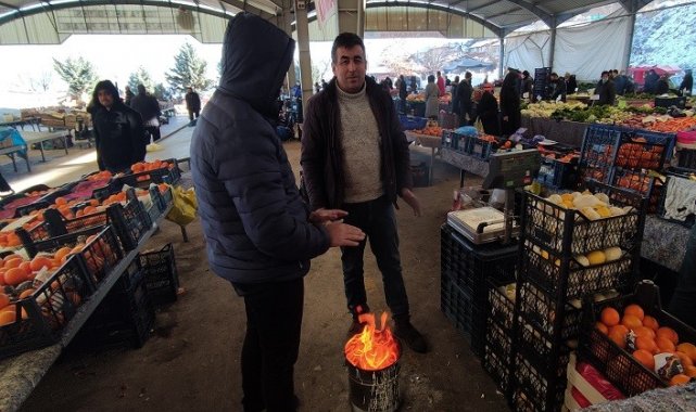 Kar yağdı, pazar yeri boş kaldı