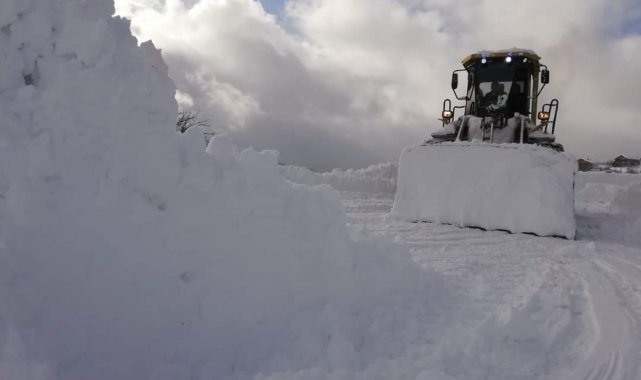 Karabük&#039;te kapalı köy yollarından 61&#039;i yeniden ulaşıma açıldı