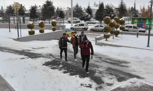 Karaman'da 10.5 kilo uyuşturucuyla yakalanan şahıs tutuklandı