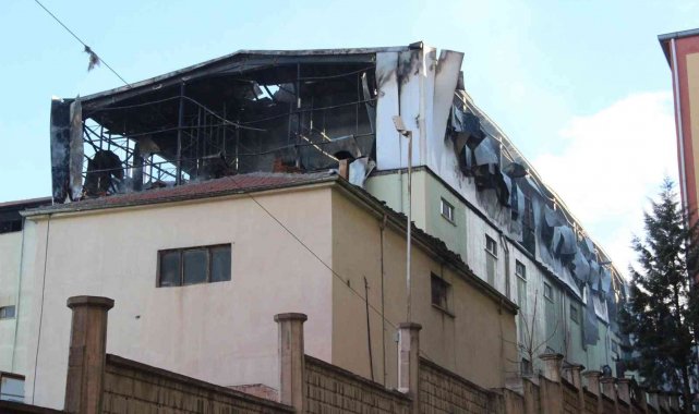 Karaman'da yanan bisküvi fabrikasındaki hasarın boyutu gün ağırınca ortaya çıktı