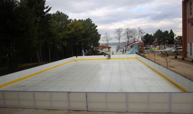 Karamürsel'e sentetik buz pisti