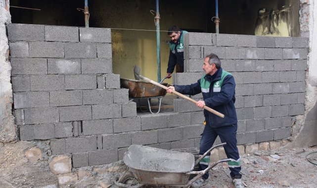 Karatay Belediyesinden evi yanan aileye destek