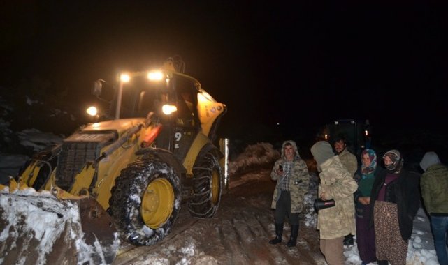 Karda çadırları zarar göden Yörüklere çadır yardımı yapıldı