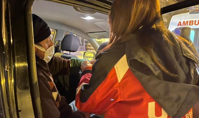 Karda mahsur kalan kadının imdadına UMKE ekipleri yetişti
