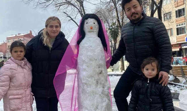 Kardan gelin taliplerini bekliyor, takı merasimine de hazır