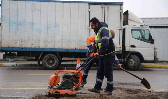 Karın bozduğu yollara hızlı müdahale
