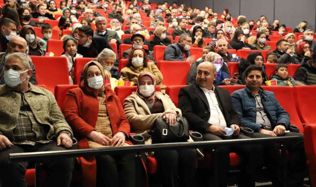 Karla mücadelenin kahramanları 'Kesişme; İyi ki Varsın Eren' filmini izledi