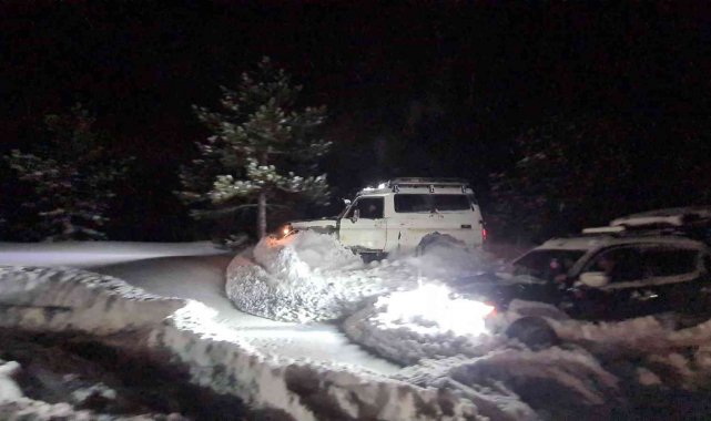 Karlı yollar Off-Road tutkunlarının işi