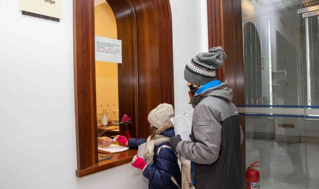 Karneler tiyatro biletine dönüştü