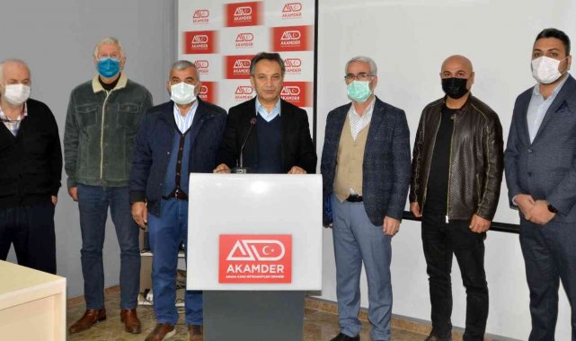 Karslıoğlu: "Ekonominin lokomotifi olan sektörün sorunları ele alınmalıdır"