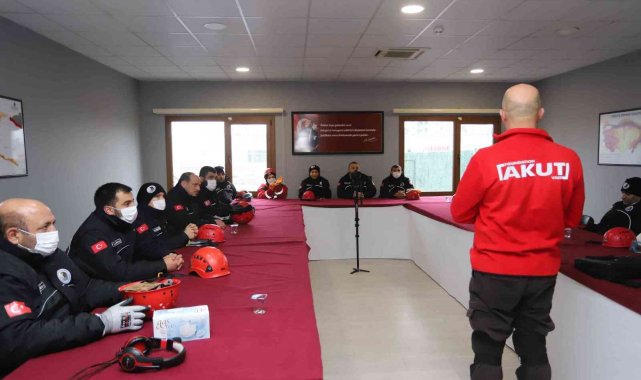 Kartal Belediyesi ve Akut Vakfı'ndan ortak tatbikat