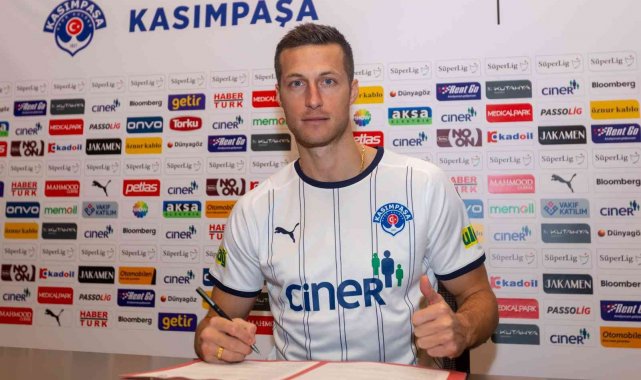 Kasımpaşa, Uros Spajic'i renklerine bağladı