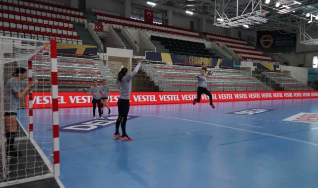 Kastamonu Belediyespor, Şampiyonlar Ligi karşılaşması için hazırlıklarını tamamladı