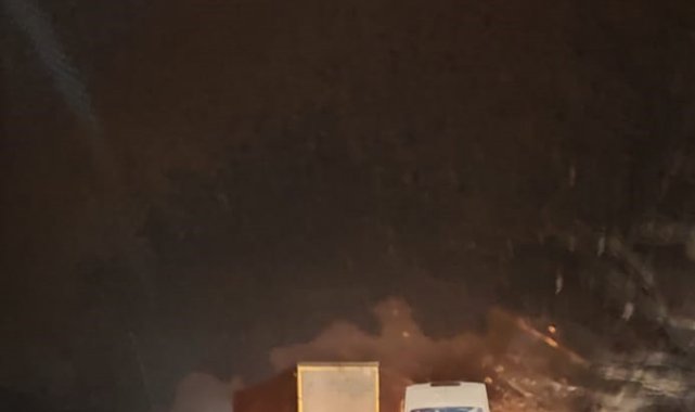 Kastamonu'da kar yağışı ve buzlanma ulaşımı aksatıyor