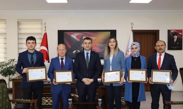 Kaymakam Bilici başarılı personelleri ödüllendirdi