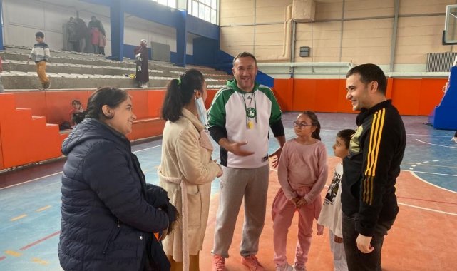 Kaymakam Bilici öğrencilerin ve ailelerinin heyecanına ortak oldu