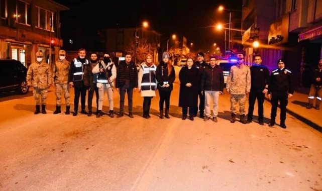 Kaymakam Demir, yılbaşında güvenlik güçlerini yalnız bırakmadı