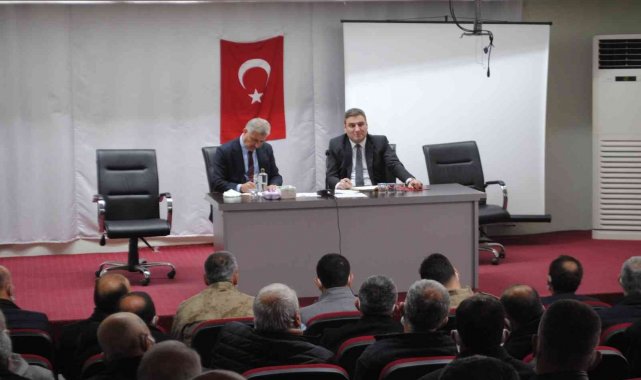 Kaymakam Sinanoğlu, muhtarlarla bir araya geldi