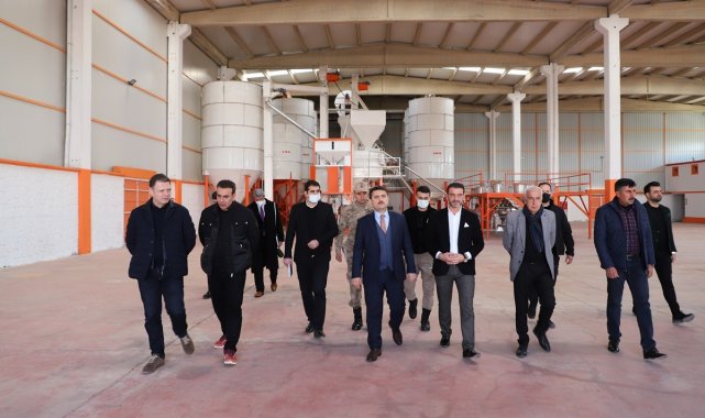 Kaymakam Tunç, İsmail Ebul-İz El Cezeri Organize Sanayi Bölgesinde fabrikaları gezdi