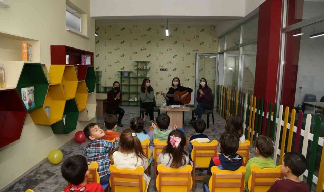 Kayseri Büyükşehir&#039;den miniklere konser