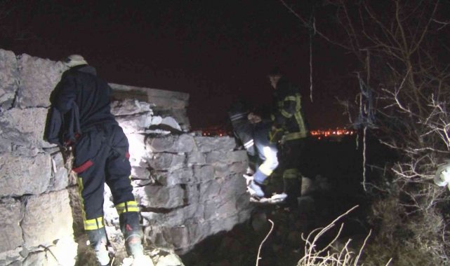 Kayseri&#039;de 6 metrelik çukura düşen şahıs kurtarıldı