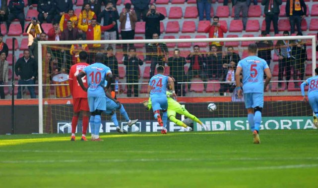 Kayserispor 2 penaltı golü buldu