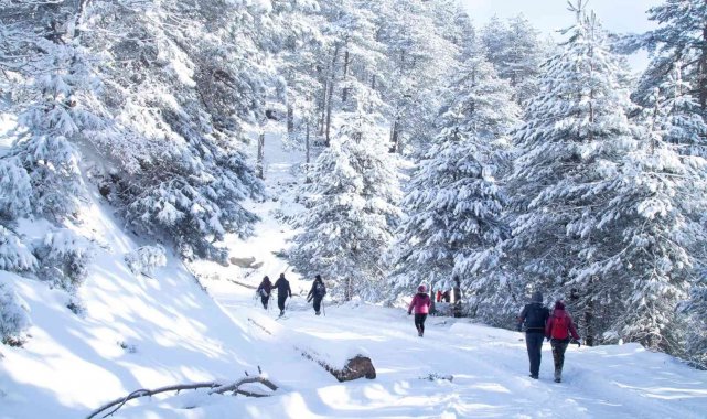 Kazdağları'ndaki kar güzelliği objektiflere böyle yansıdı