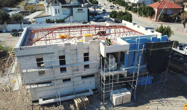 Kemer'de anaokulu ve sanat okulu inşaatları hızla ilerliyor