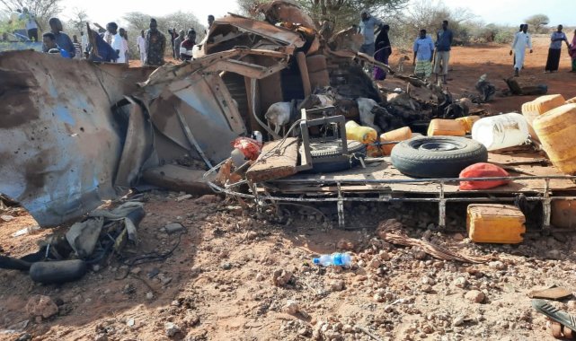 Kenya'da minibüsün geçişi sırasında EYP patladı: 10 ölü, 8 yaralı