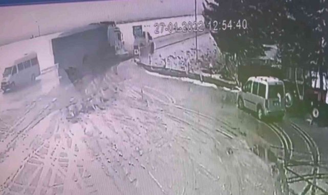 Kıl payı atlatılan facia kamerada