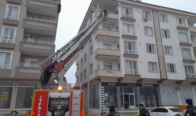 Kilis'te yangın: 5 kişi mahsur kaldı