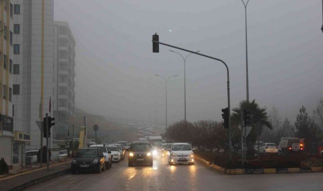 Kilis'te yoğun sis etkili oldu