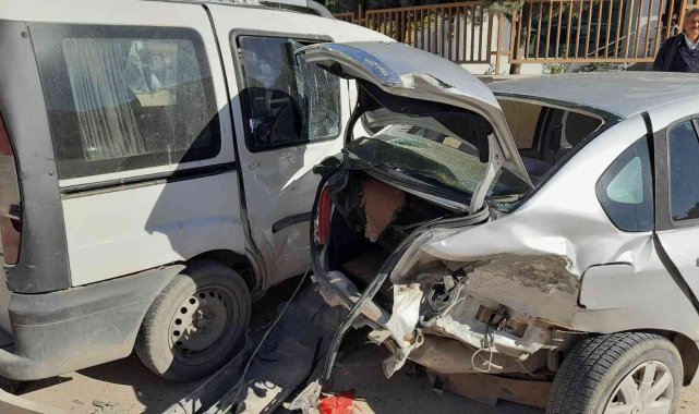 Kilis&#039;te zincirleme kaza: 1 yaralı