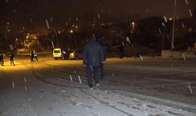 Kırıkkale'de beklenen kar yağışı başladı