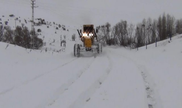 Kırıkkale&#039;de kar esareti sürüyor: 113 köy yolu ulaşıma kapandı
