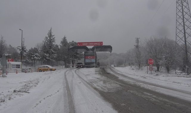 Kırklareli&#039;nin yüksek kesimlerinde kar yağışı etkisini arttırdı