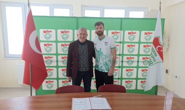 Kırşehir Belediye Spor'a Play-Off takviyesi