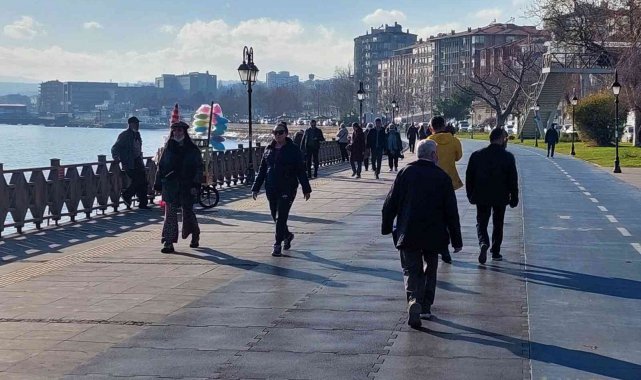 Kışın ortasında yazdan kalma bir gün yaşanıyor