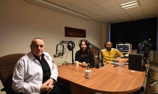 Koç, "İnsan geçmişi keşkelerle, geleceği ise acabalarla yaşar"