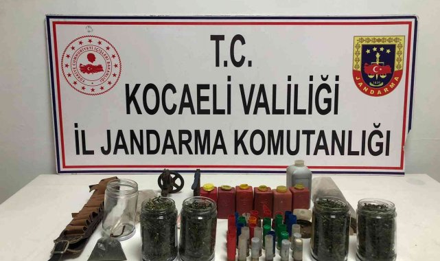 Kocaeli&#039;de uyuşturucu operasyonu: 522 gram esrar ele geçirildi